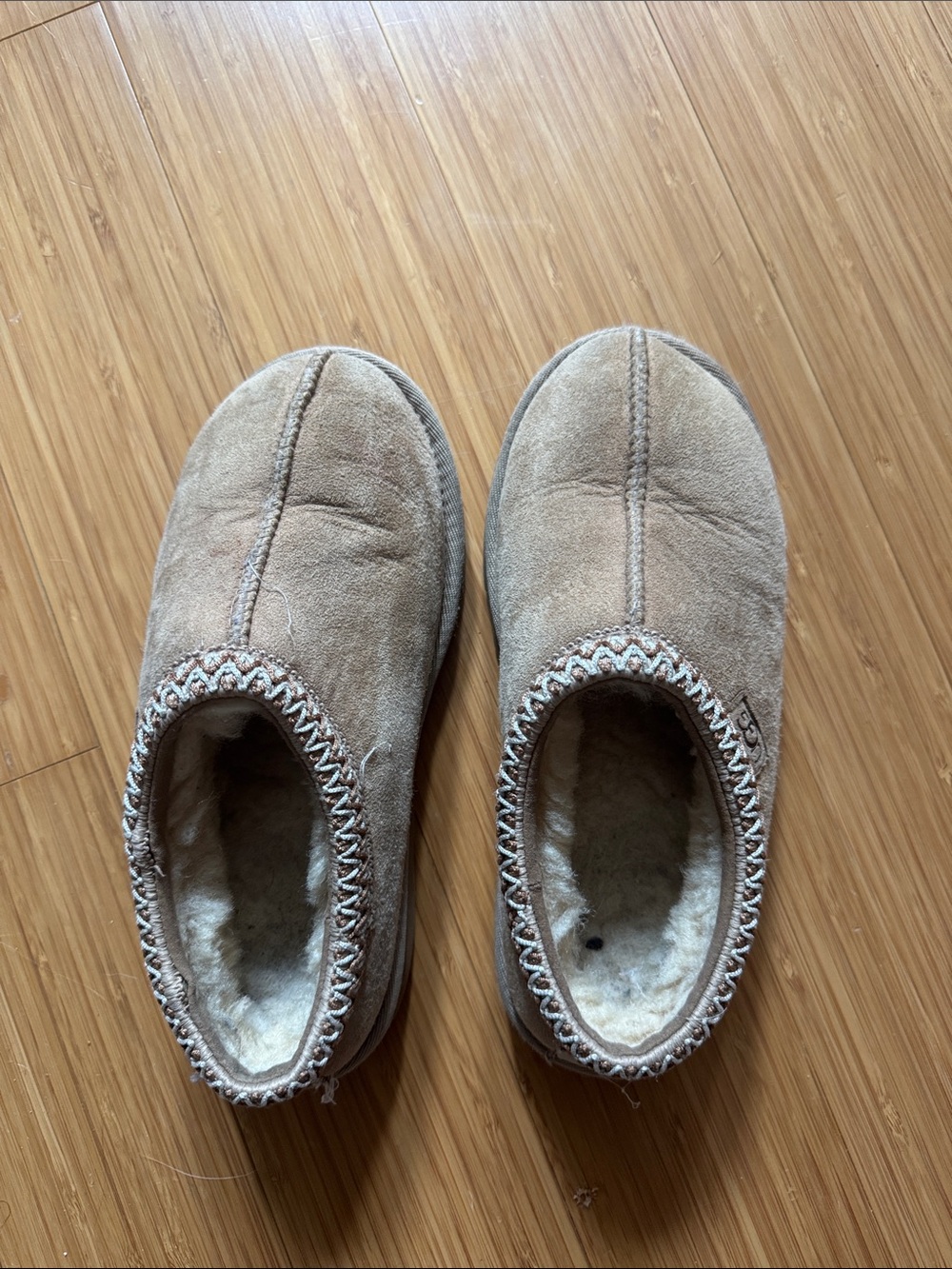 UGG Kids Shearling-Lined Slip-On Boots - Light Brown